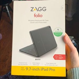 ZAGG 9.7 inch IPad Pro laptop case